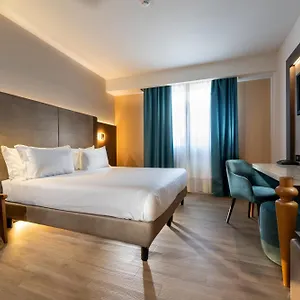 4* Aparthotel Elite &